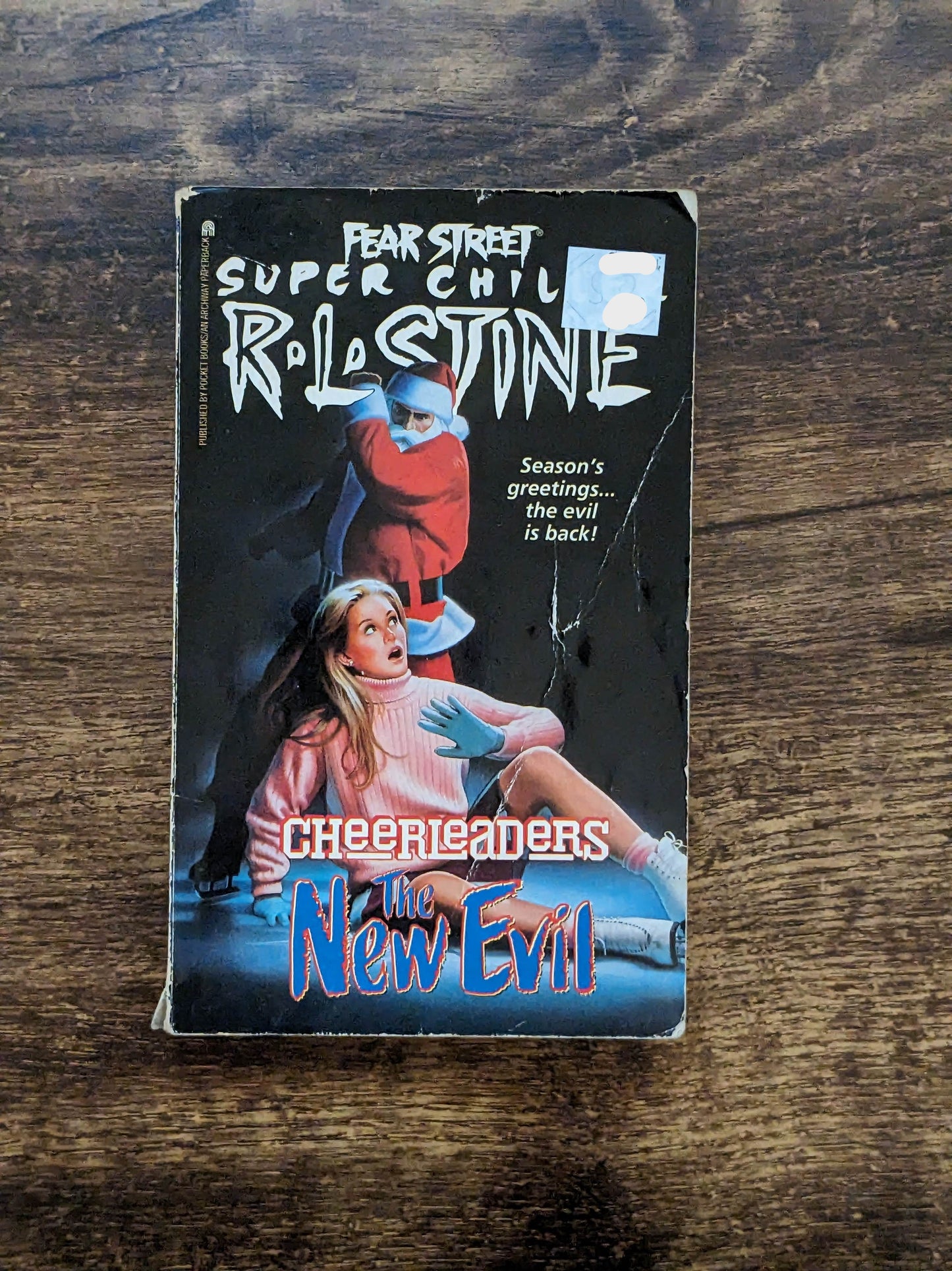 Cheerleaders: The New Evil (Fear Street Super Chiller) by RL Stine - 1994 First Print