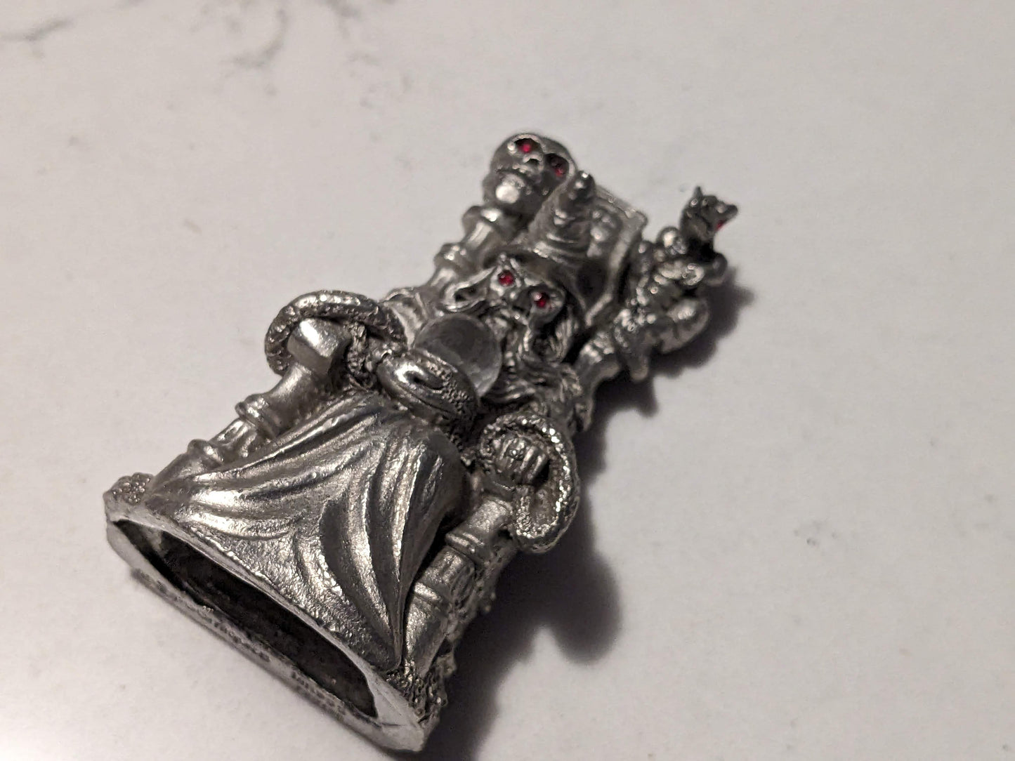 Red Eye Wizard with Crystal Ball, Dragon & Skull (Vintage Spoontiques Pewter Figurine MR965)