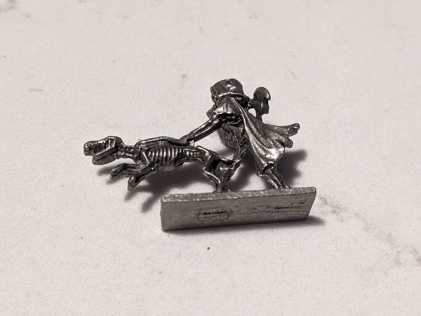 Skeleton & Hell Hound (Dungeons & Dragons Pewter Figurine) - Ral Partha '85 Miniature Figure