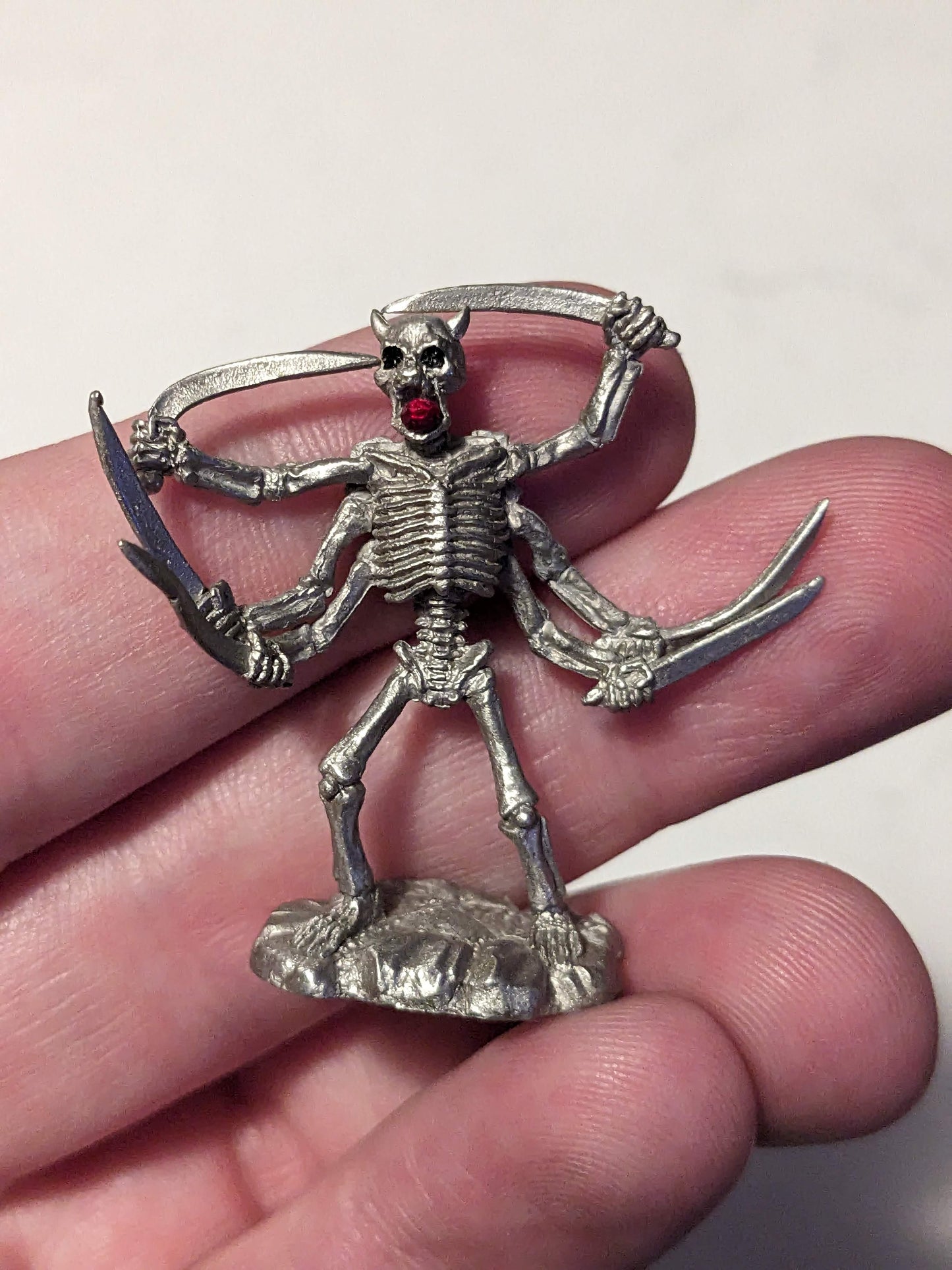 Arachno Assassin (Reaper Miniatures #02126) Vintage Fine Pewter - Dark Heaven Legends