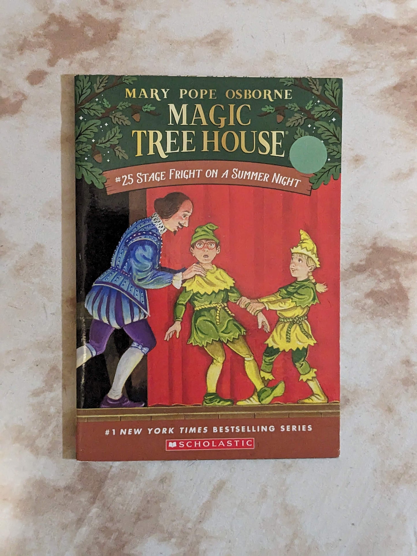 Stage Fright on a Summer Night (Magic Treehouse #25) by Mary Pope Osborne - Paperback