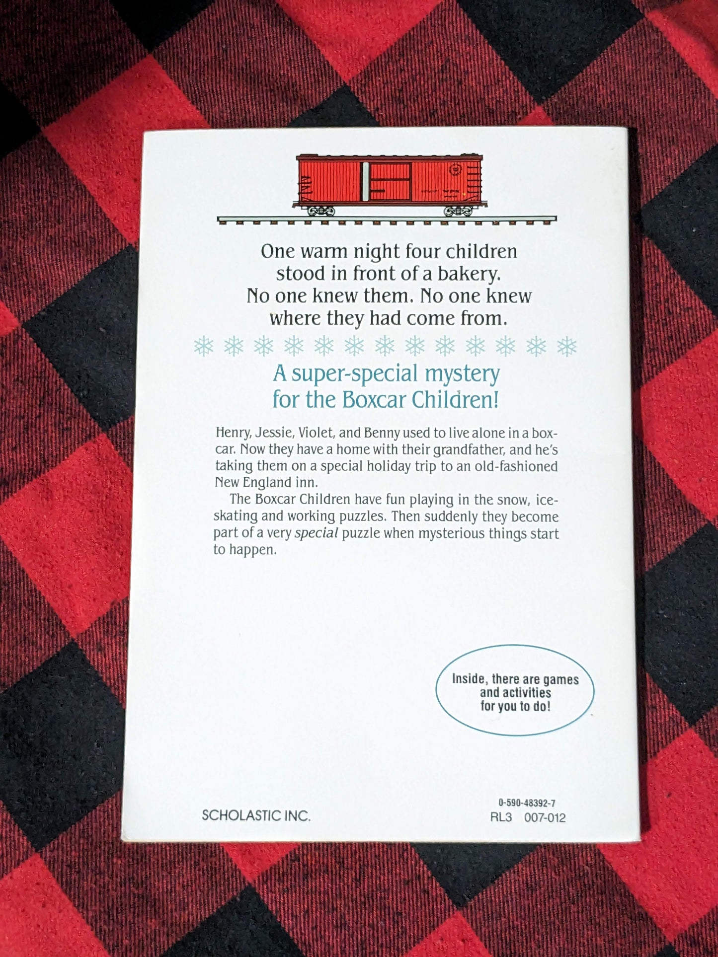 Mystery at Snowflake Inn, The (Boxcar Children #3) by Gertrude Chandler Warner - Vintage Paperback
