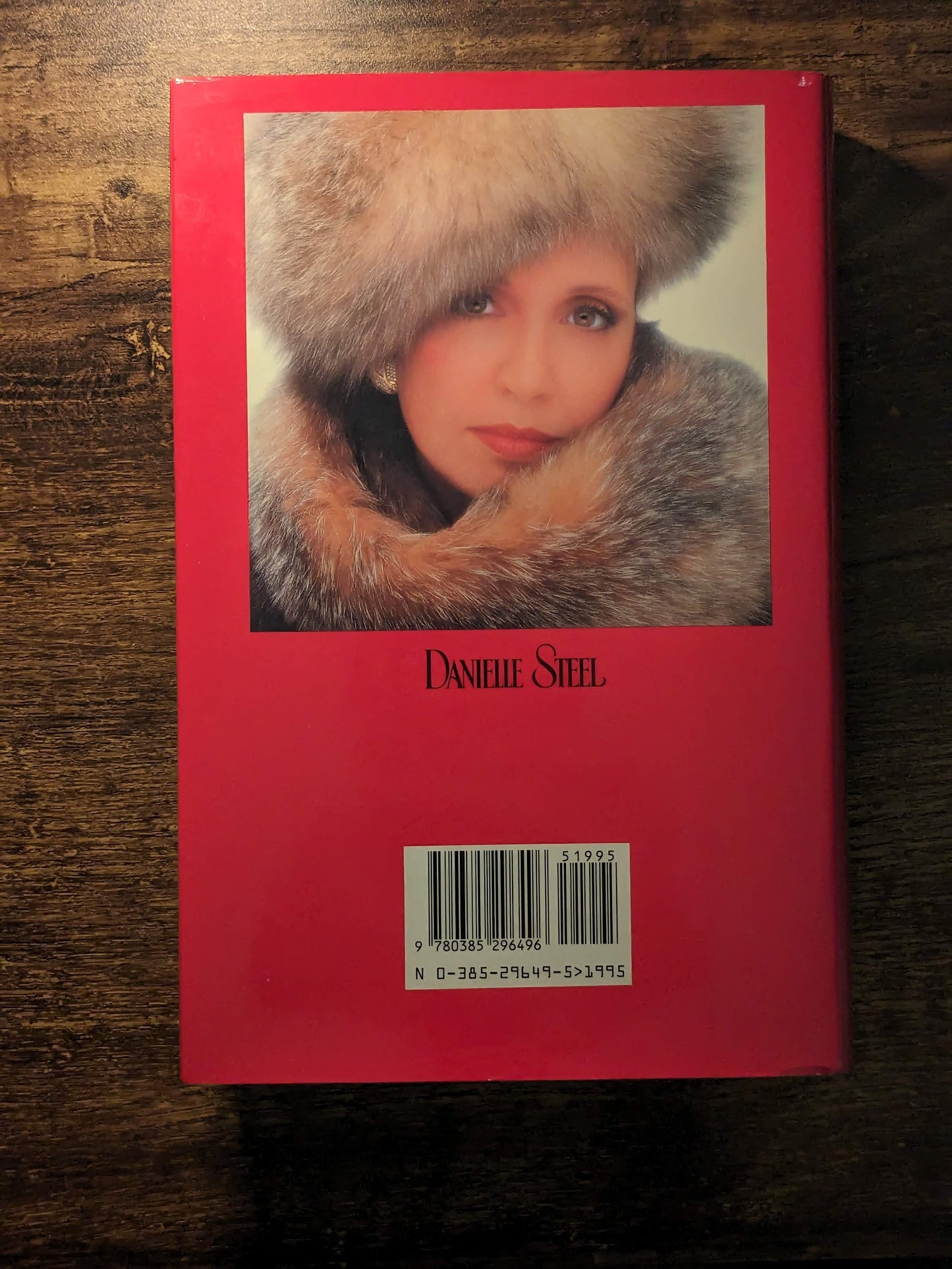 Zoya (Vintage Hardcover) by Danielle Steel