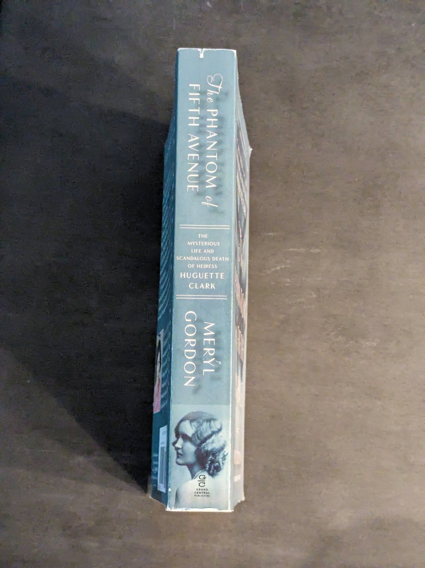 Phantom of Fifth Avenue (Paperback) The Mysterious Life and Scandalous Death of Heiress Huguette Clarkby Meryl Gordon