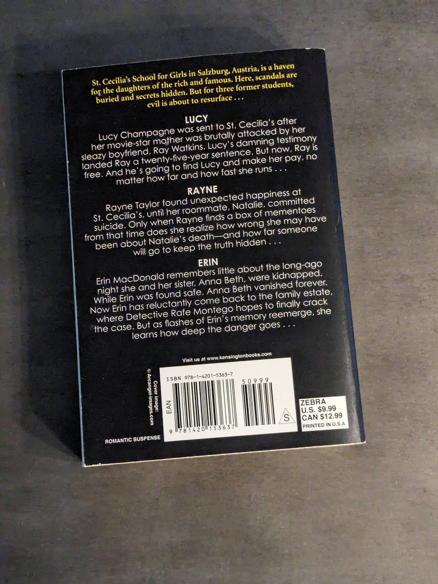Afraid: Three Riveting Stories of Suspense (Paperback Anthology) by Lisa Jackson, Alexandra Ivy, Lisa Childs