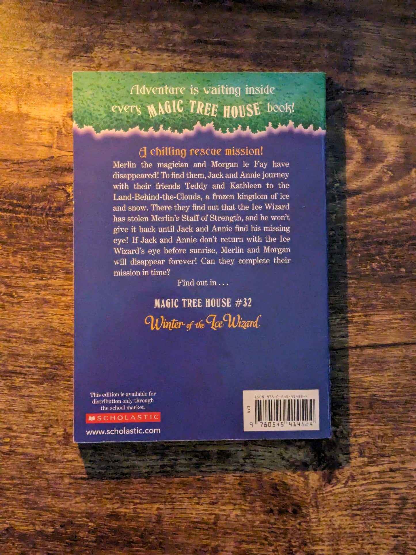 Winter of the Ice Wizard (Magic Tree House #32) by Mary Pope Osborne - Paperback