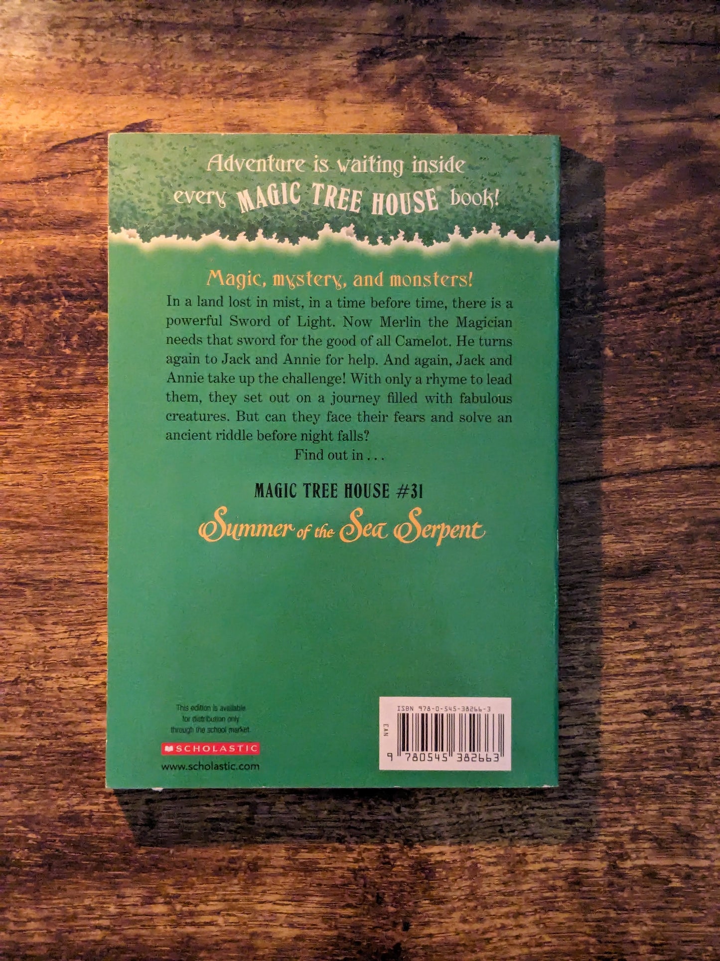 Summer of the Sea Serpent (Magic Tree House #31) by Mary Pope Osborne
