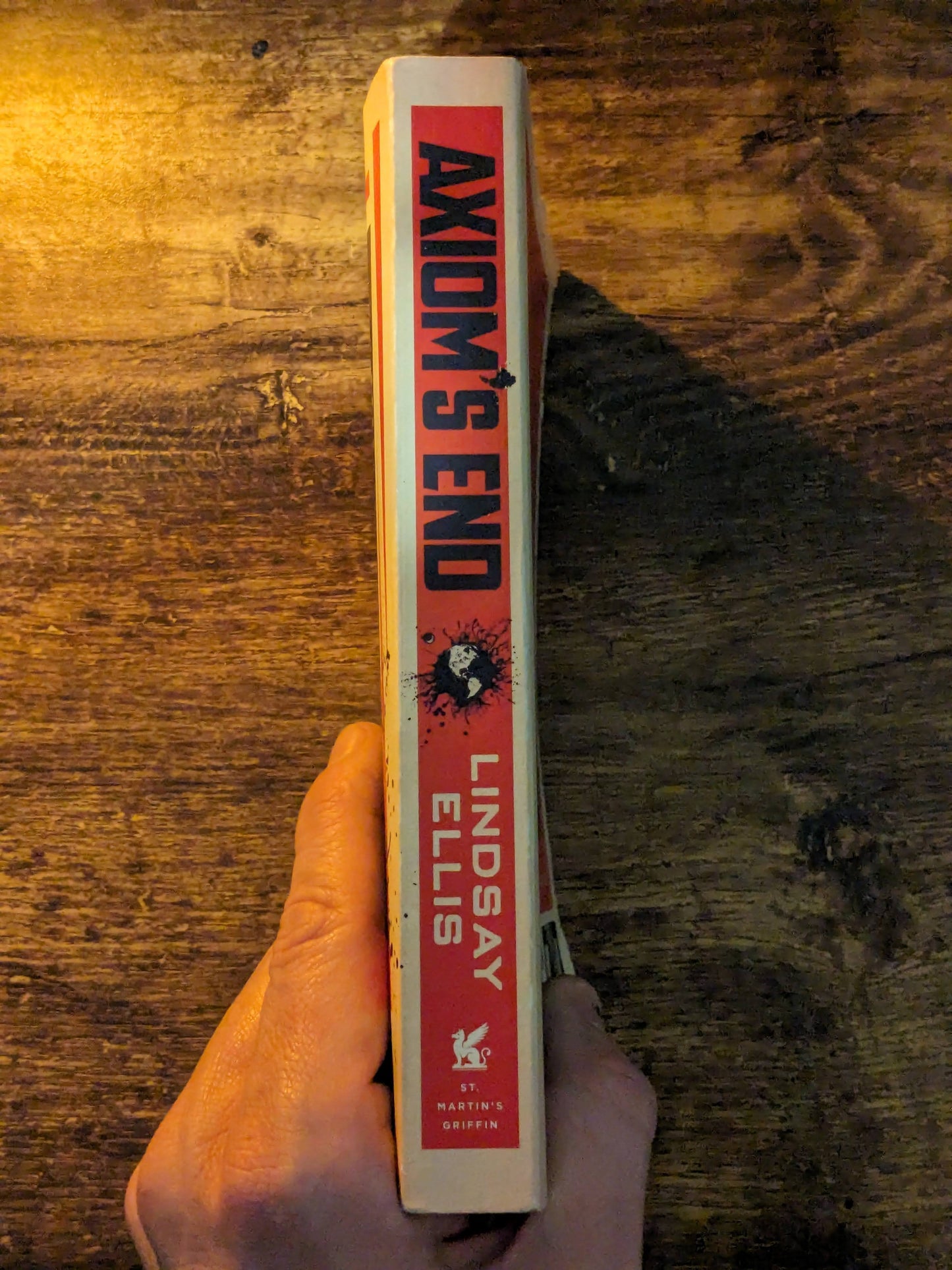 Axiom's End (Paperback) by Lindsay Ellis - Used, Excellent Condition