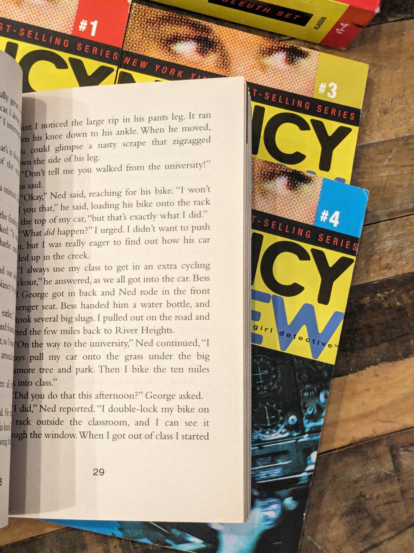 Nancy Drew: Girl Detective SLEUTH BOX Set #1-4 (Vintage Gift Set) by Carolyn Keene