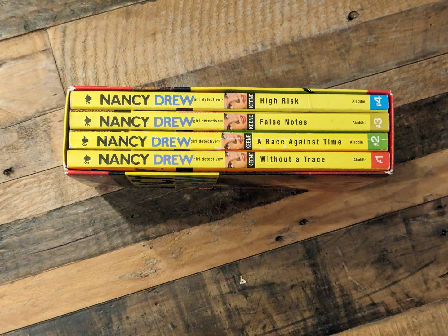 Nancy Drew: Girl Detective SLEUTH BOX Set #1-4 (Vintage Gift Set) by Carolyn Keene