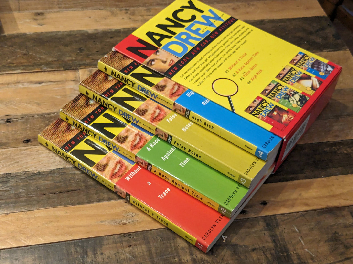 Nancy Drew: Girl Detective SLEUTH BOX Set #1-4 (Vintage Gift Set) by Carolyn Keene