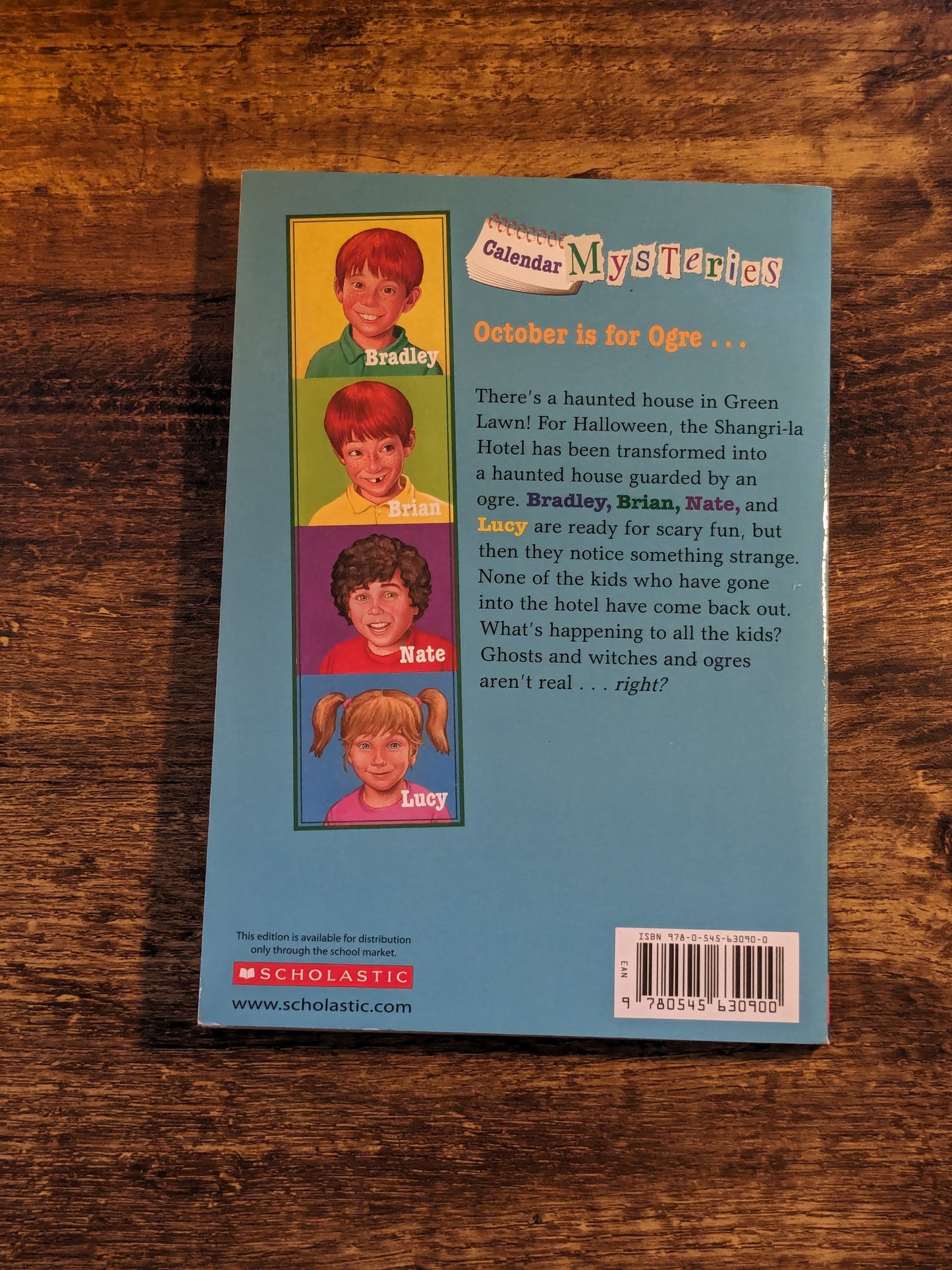 October Ogre (Calendar Mysteries #10) by Ron Roy - Paperback