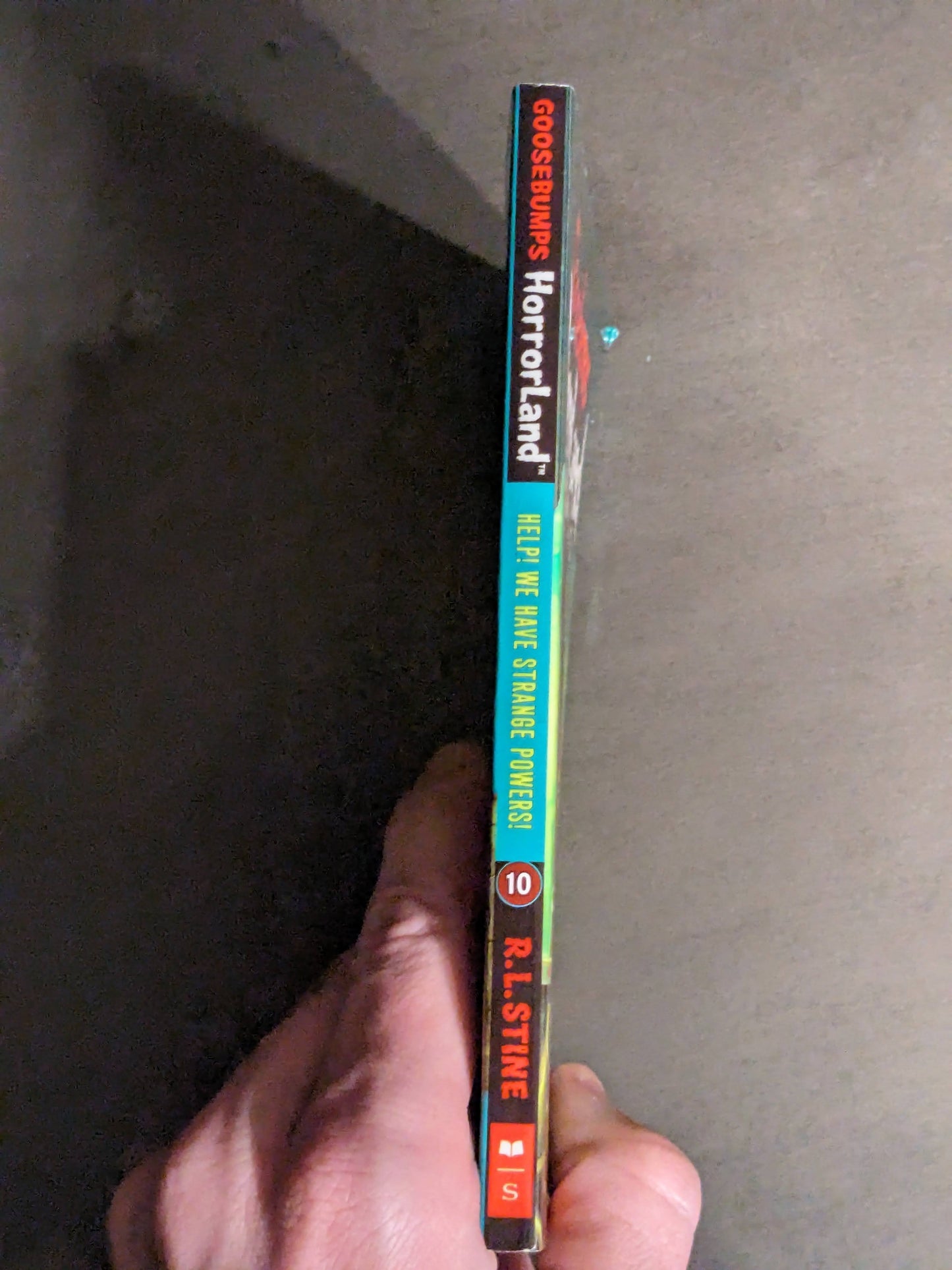 Help! We Have Strange Powers! (Goosebumps Horrorland #10) by R.L. Stine