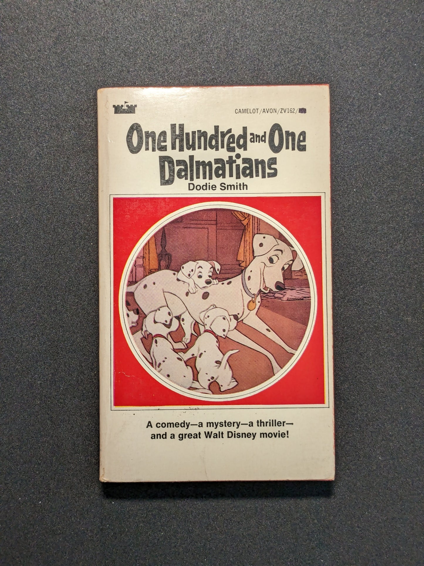 One Hundred and One Dalmatians (Vintage Paperback) Dodie Smith Avon Camelot Book