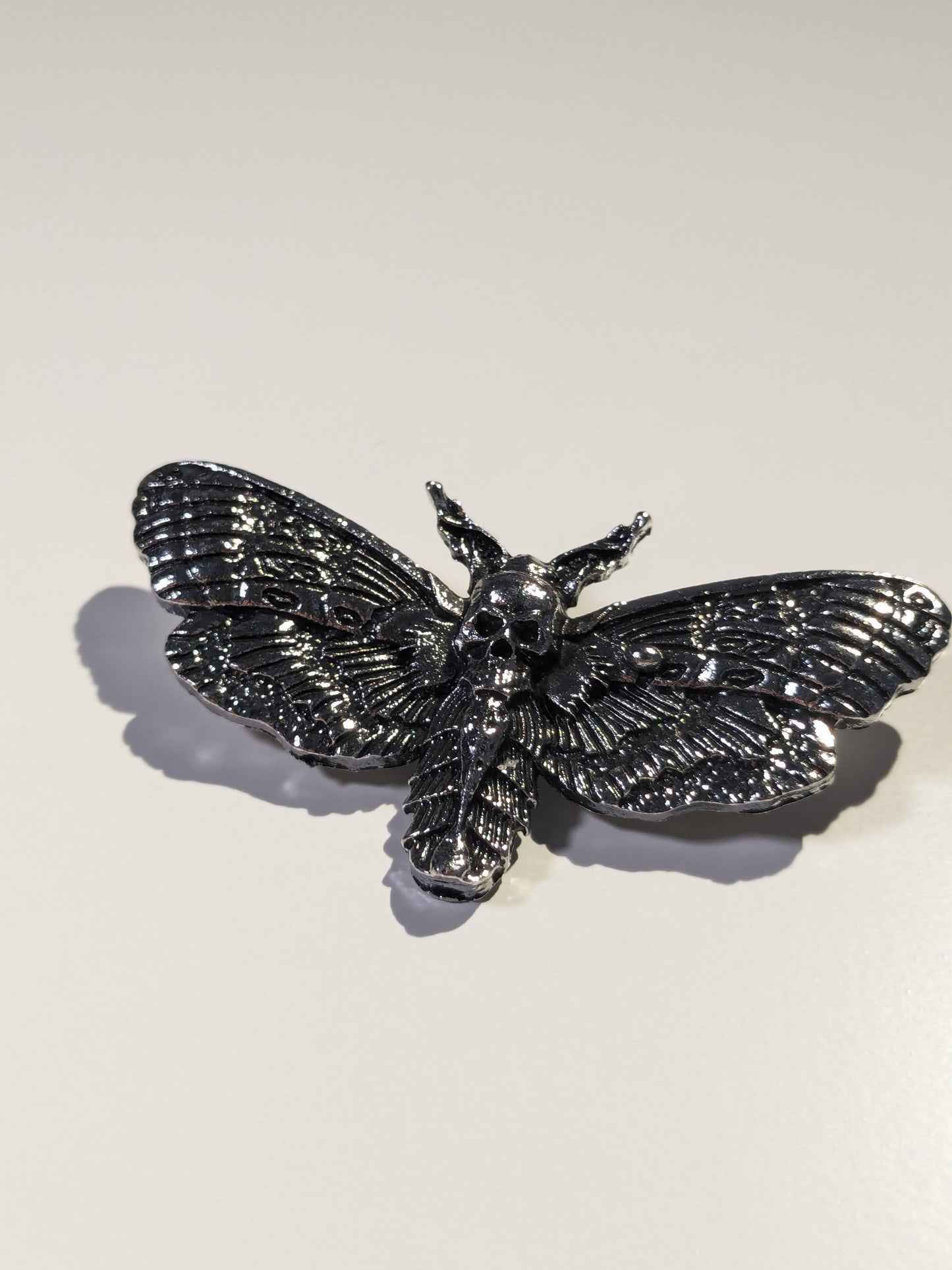 SKULL MOTH BROOCH - Vintage Style SILENCE OF THE LAMBS Hannibal Metallic Pin - approx .75x2'' alloy