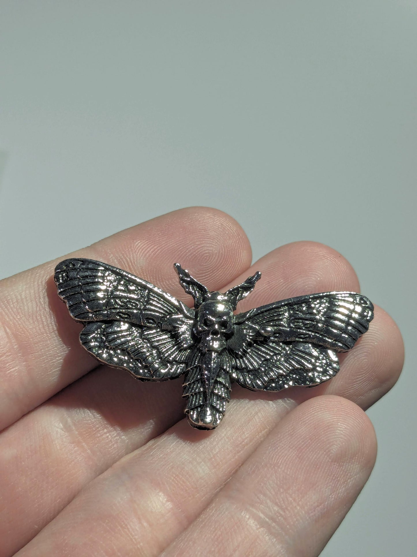 SKULL MOTH BROOCH - Vintage Style SILENCE OF THE LAMBS Hannibal Metallic Pin - approx .75x2'' alloy