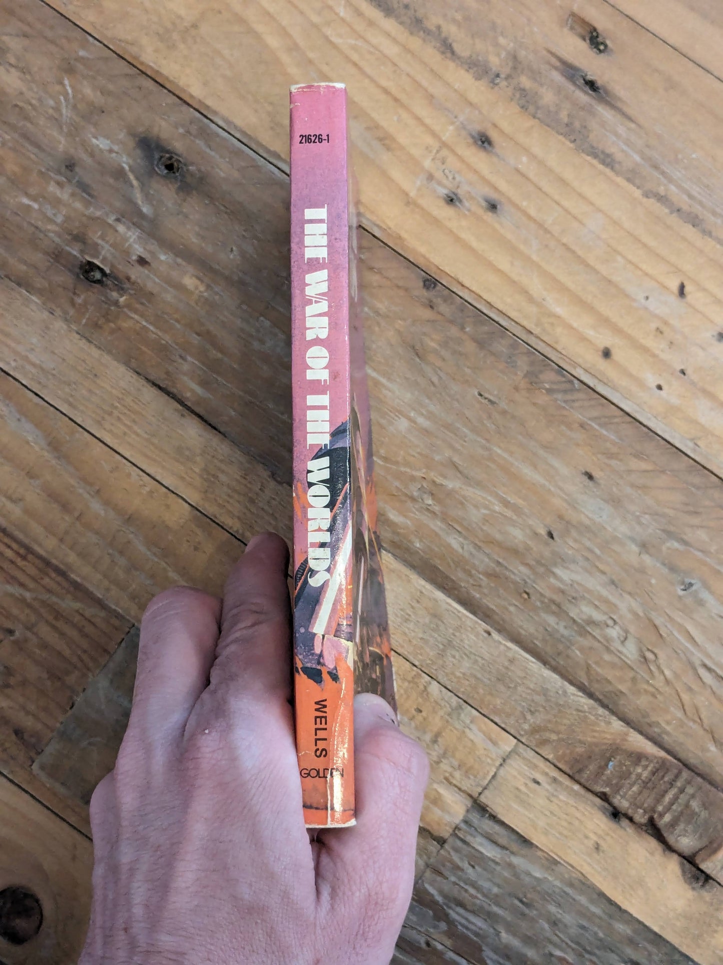 War of the Worlds (Vintage Paperback) by H.G. Wells