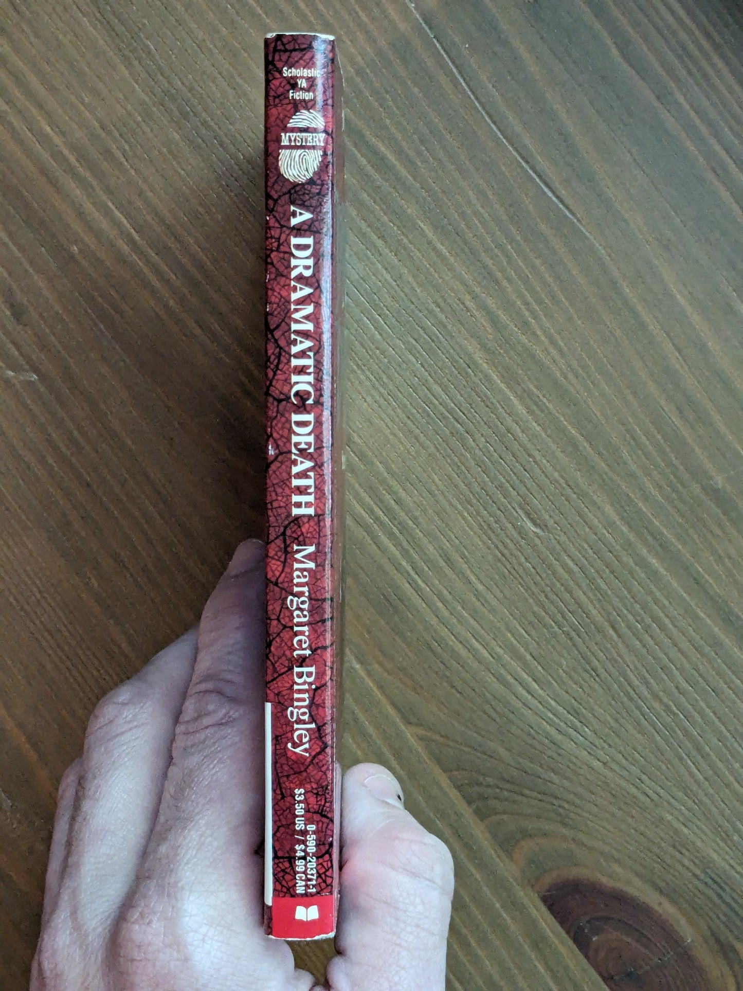 Dramatic Death, A (Point Crime) by Margaret Bingley - Vintage Paperback