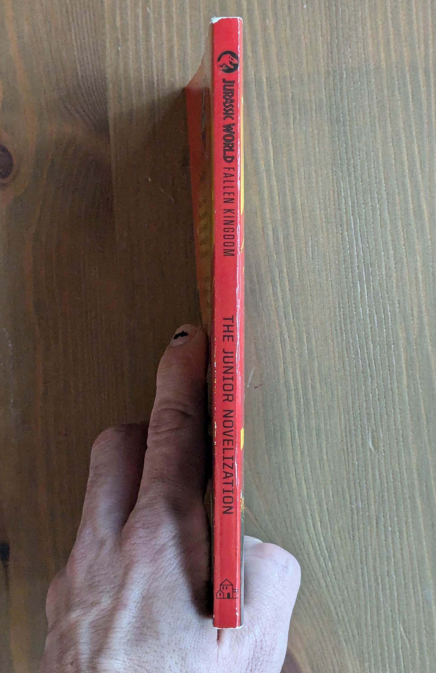 Jurassic World: Fallen Kingdom (The Junior Novelization) by David Lewman - Paperback