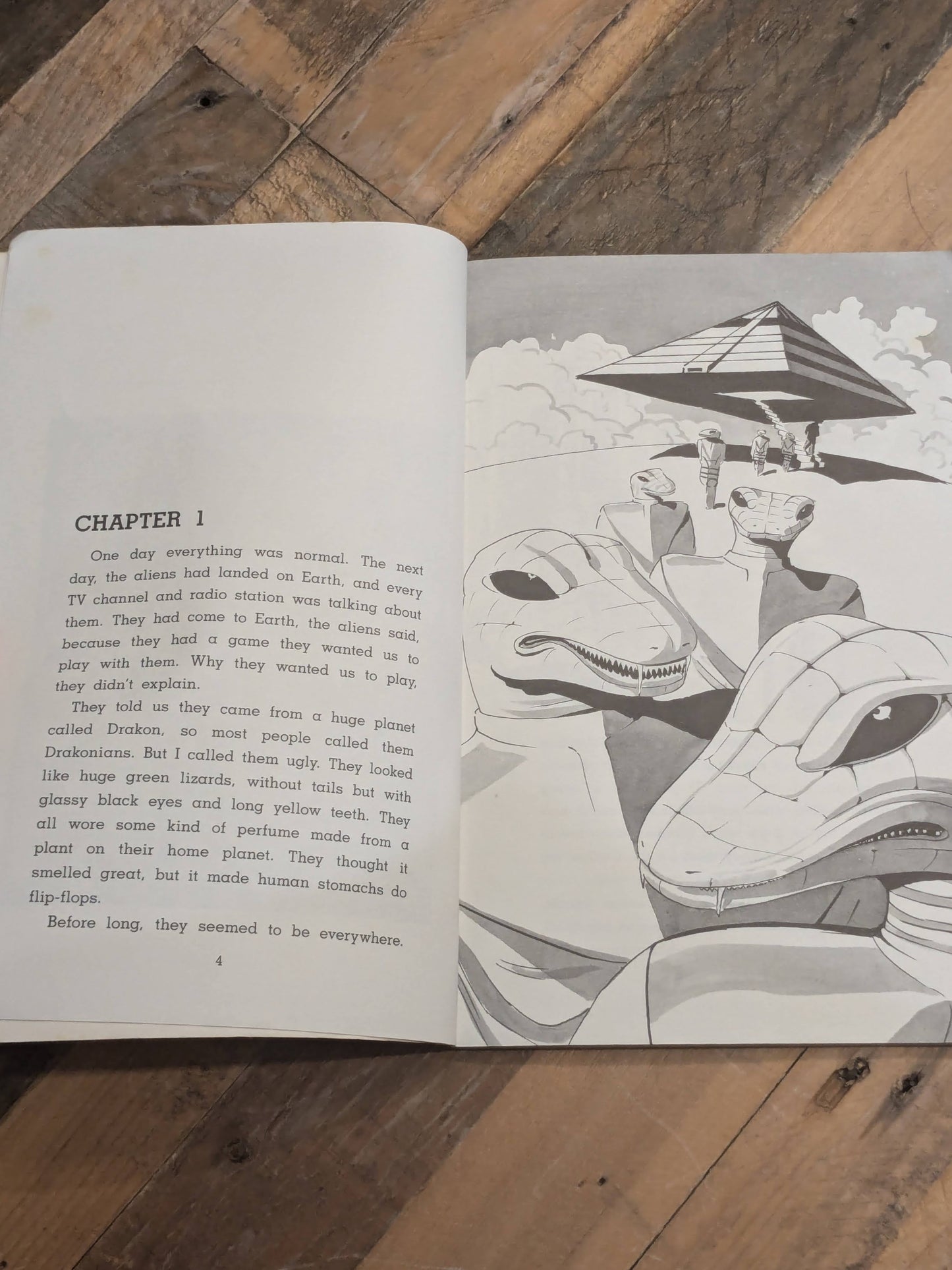 Game, The (Vintage Paperback) by Carl Martin, Andrea Baruffi (Illustrator)