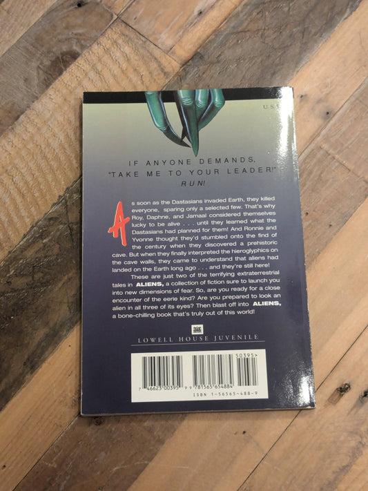 Aliens: Terrifying Extraterrestrial Tales (Vintage Paperback) by Don Wulffson