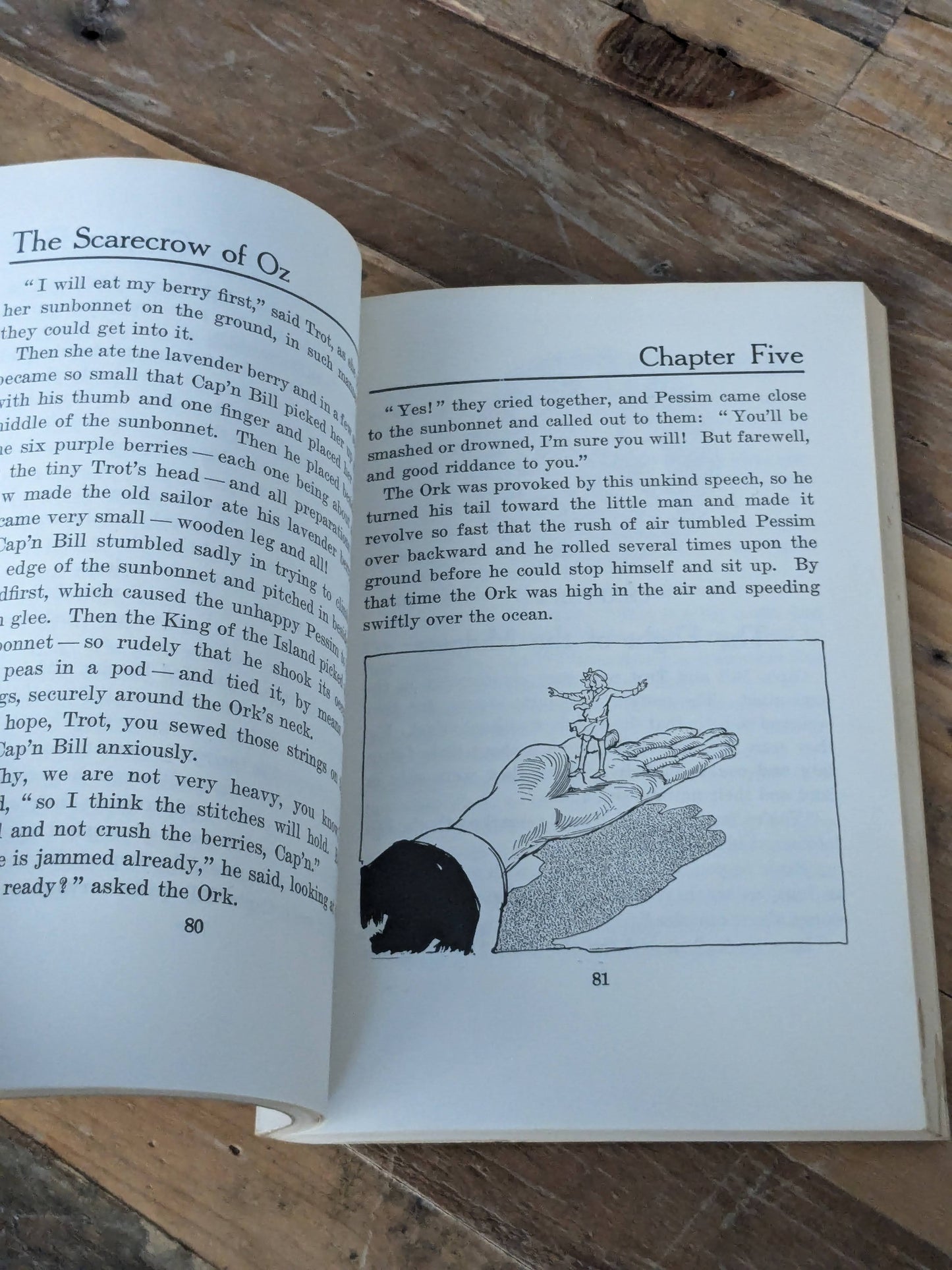Scarecrow of Oz, The (Wizard of Oz #9) by L. Frank Baum - Vintage Paperback