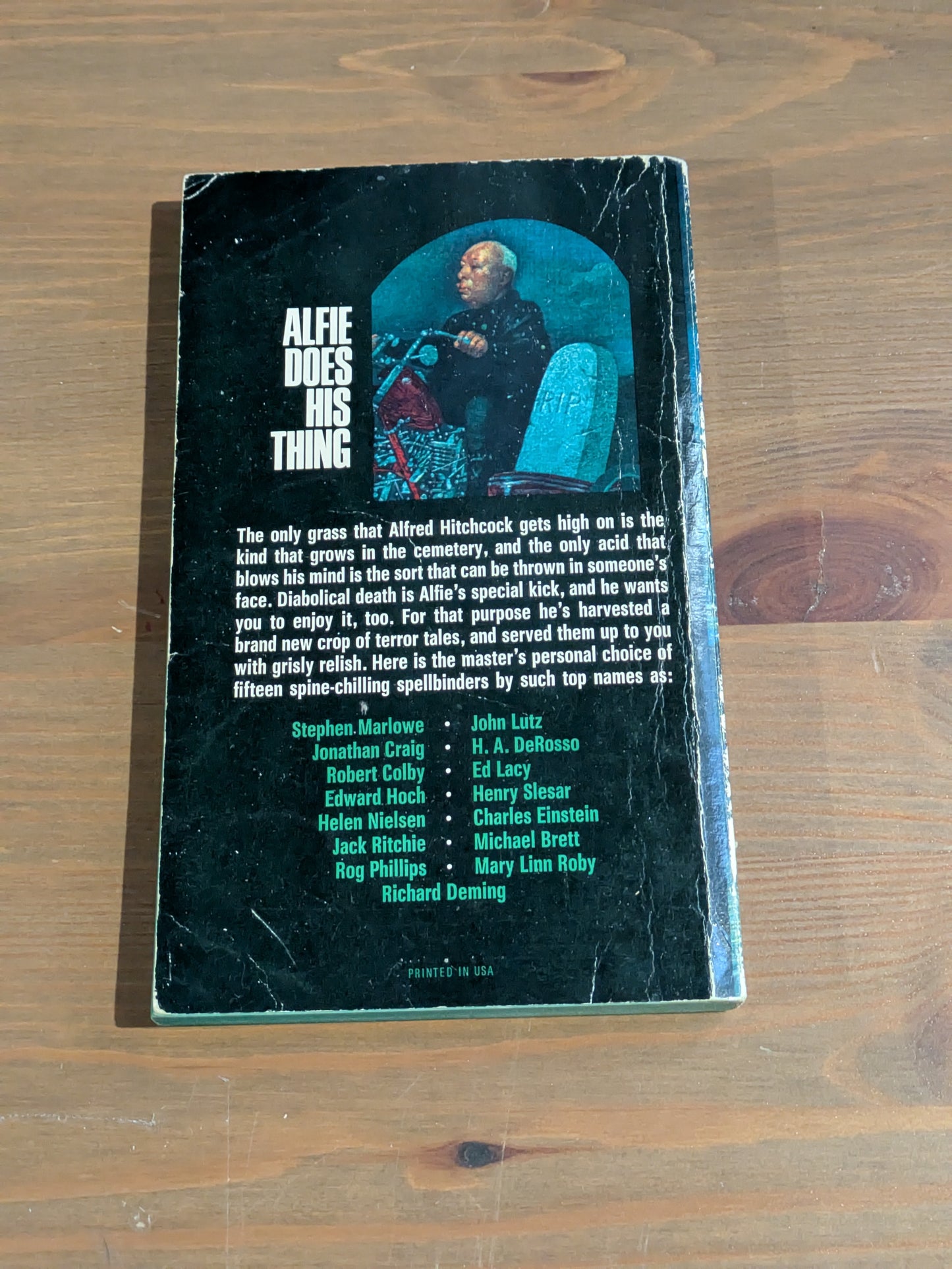 Rolling Gravestones (Alfred Hitchcock Presents) Vintage Paperback Anthology