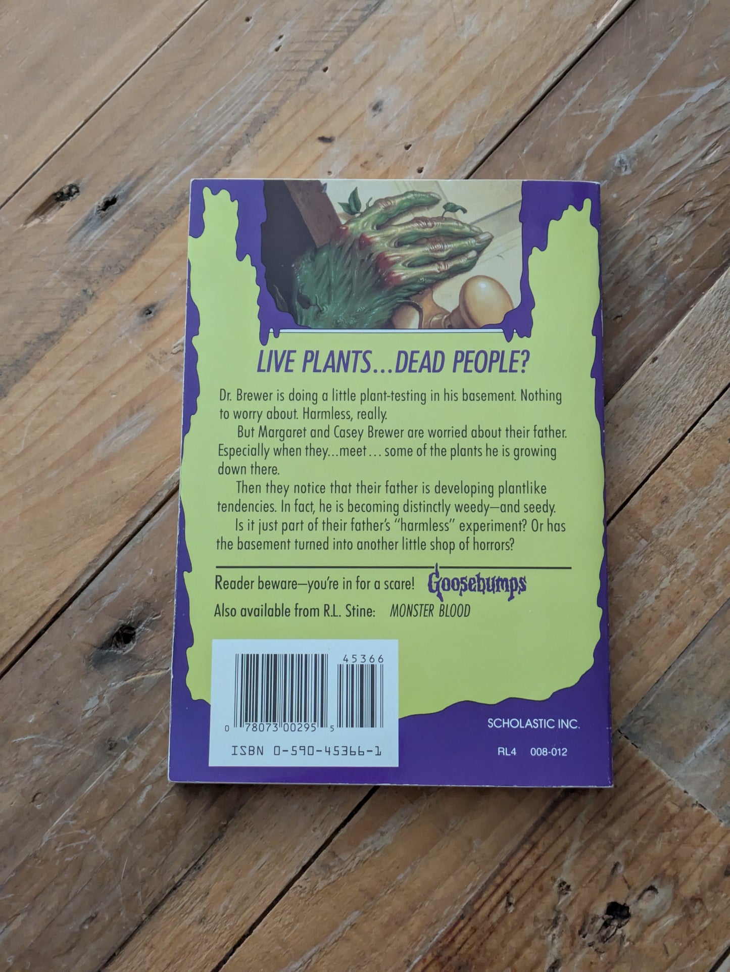 Stay Out of the Basement (Goosebumps #2) R. L. Stine - Vintage Paperback