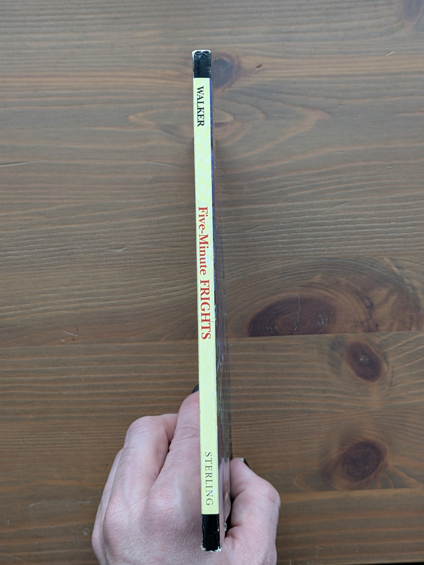 Five-Minute Frights (Vintage Paperback) by William A. Walker Jr.