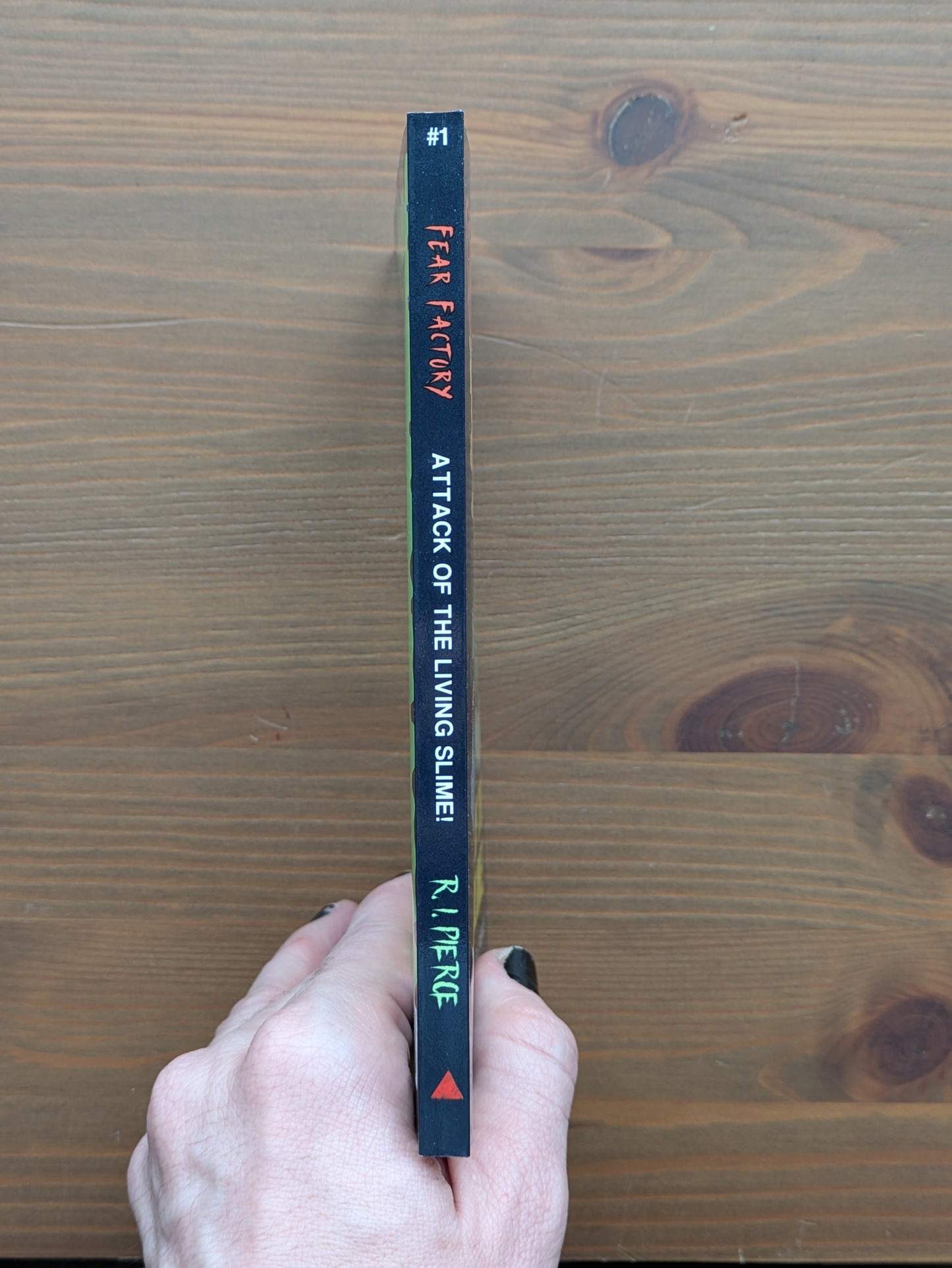 ATTACK of the LIVING SLIME! by R. I. Pierce (Fear Factory) Young Reader Horror Similar to Goosebumps