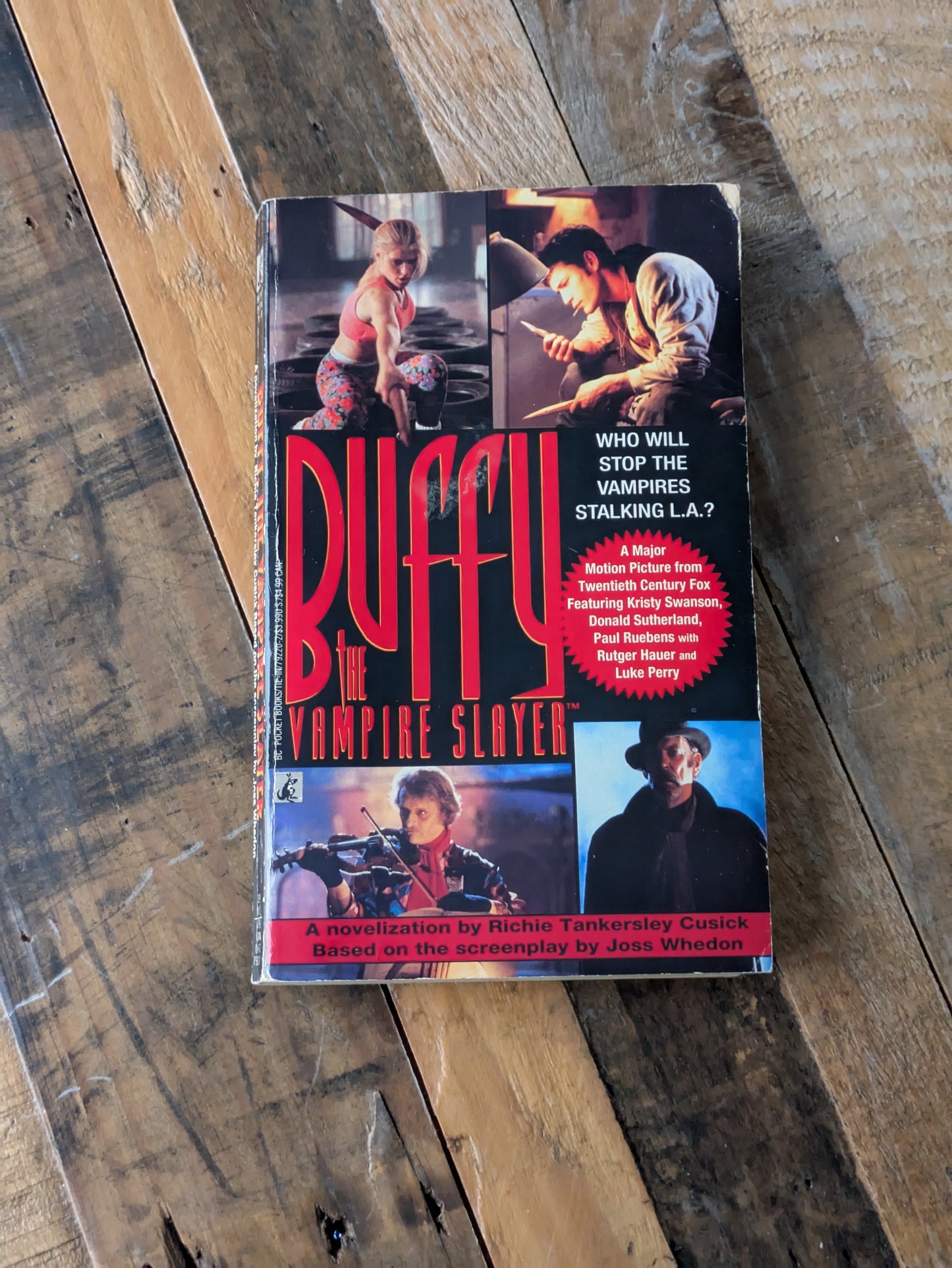 Buffy the Vampire Slayer (Vintage Film Tie In Paperback) by Richie Tankersley Cusick