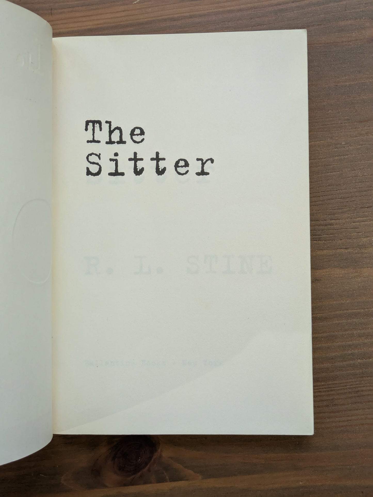 Sitter, The (Vintage Paperback) by R.L. Stine