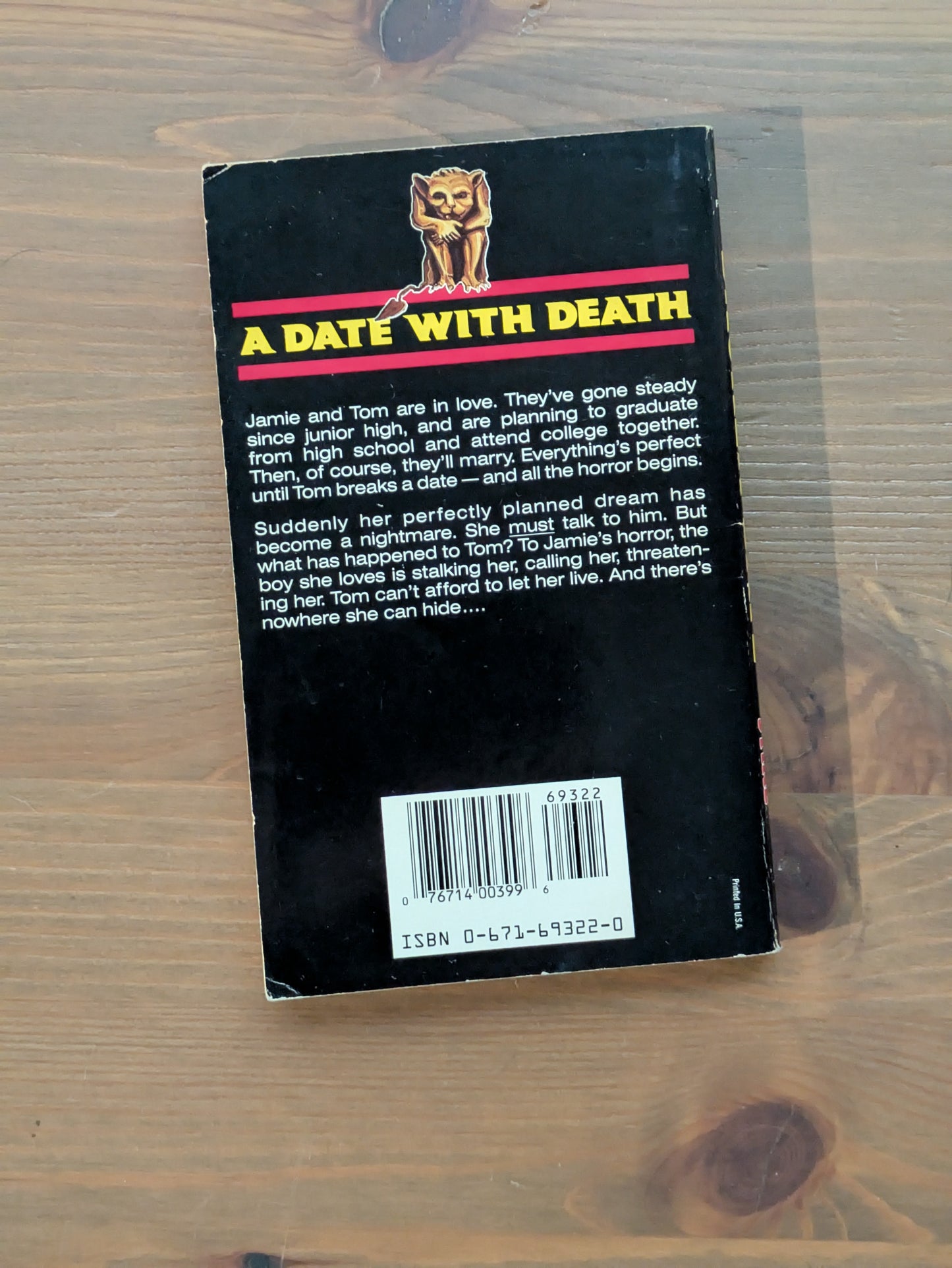Broken Date (Vintage Paperback) by R.L. Stine