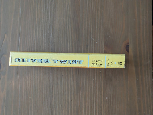 Oliver Twist (Vintage Paperback) by Charles Dickens