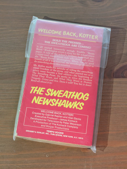 Sweathog Newshawks, The (Welcome Back, Kotter #2) by William Johnston - Vintage Paperback
