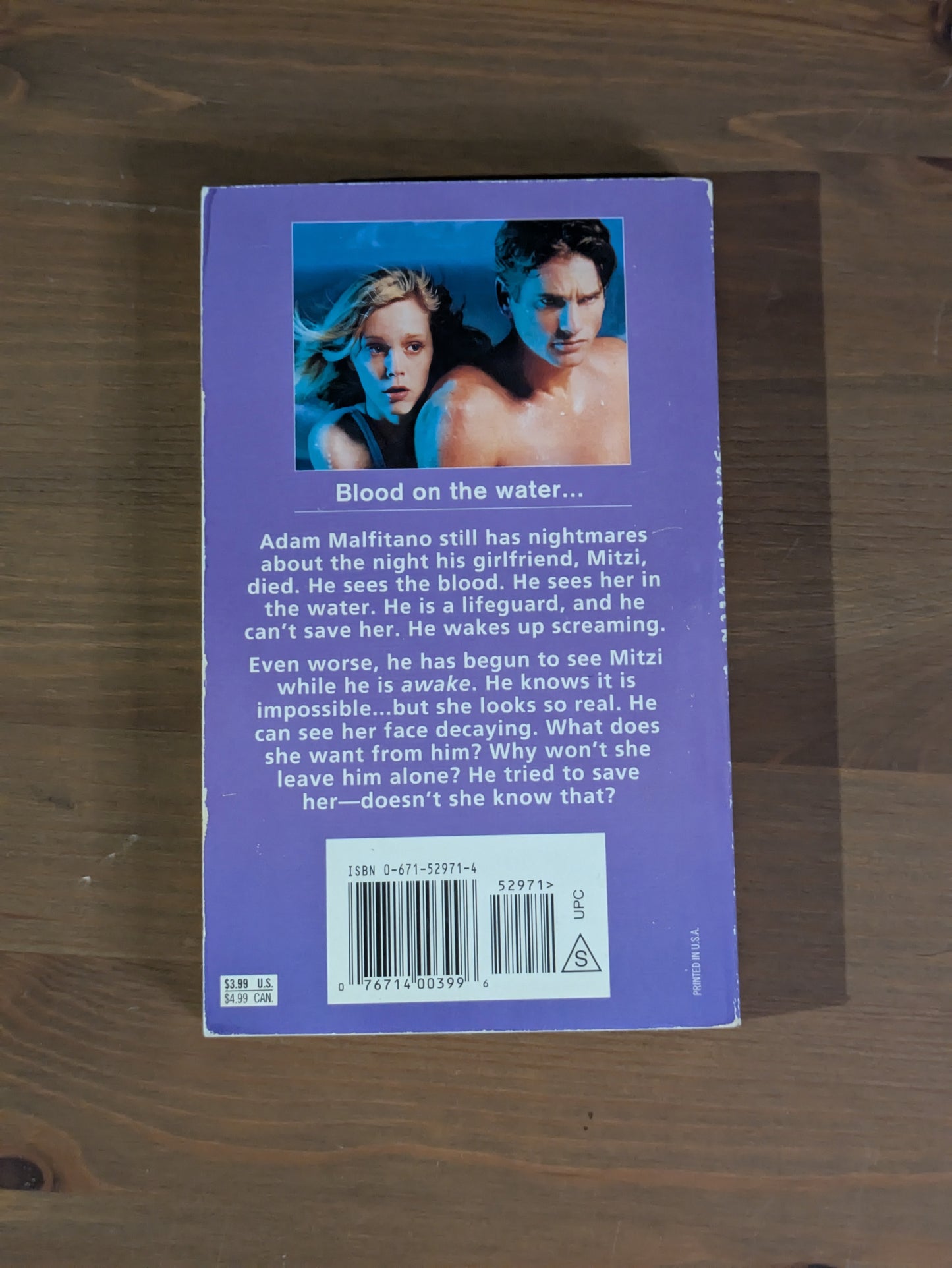 High Tide (Fear Street Super Chiller #12) by R.L. Stine - Vintage Paperback