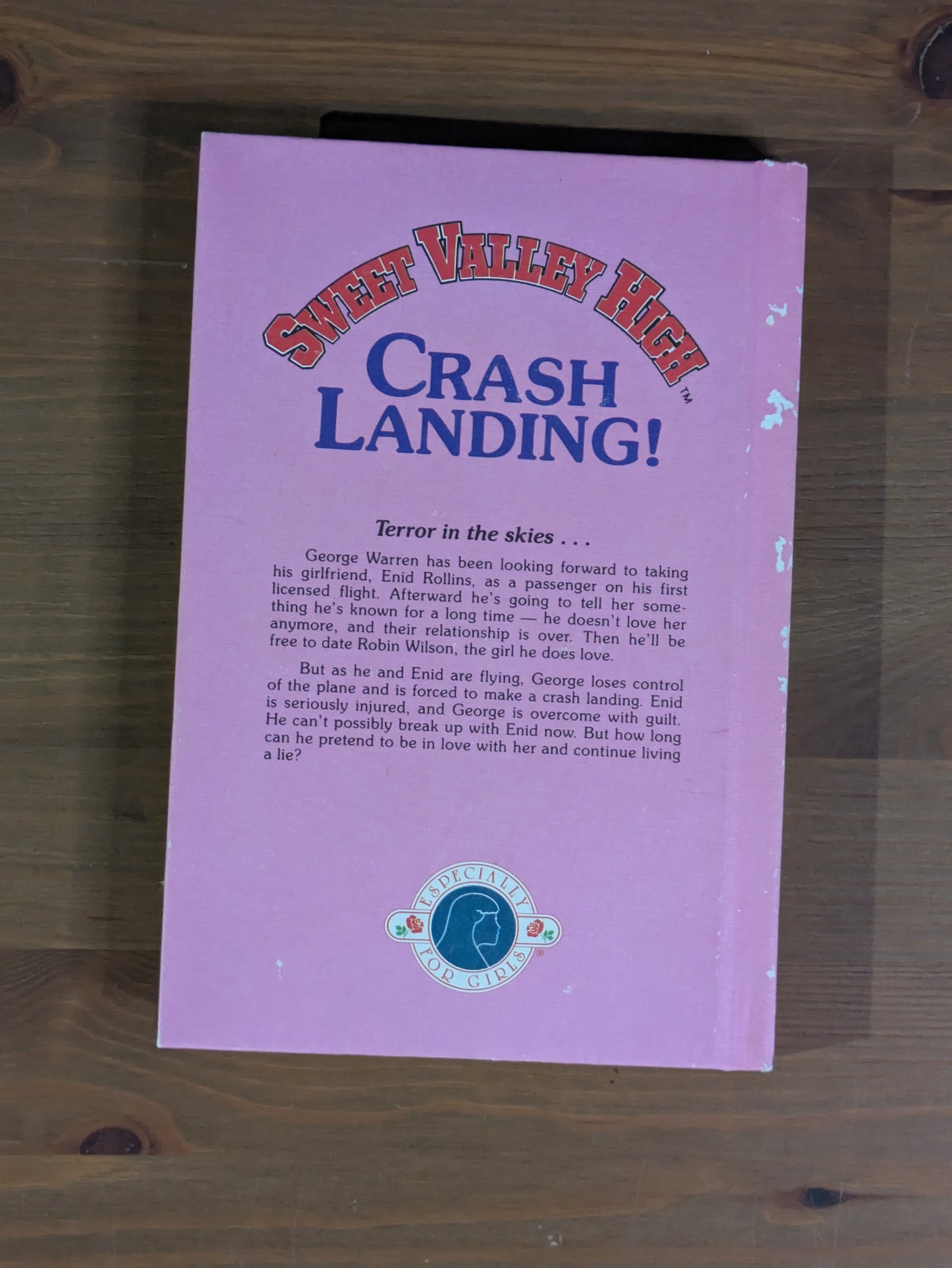 Crash Landing! (Sweet Valley High #20) by Francine Pascal - Vintage Hardcover