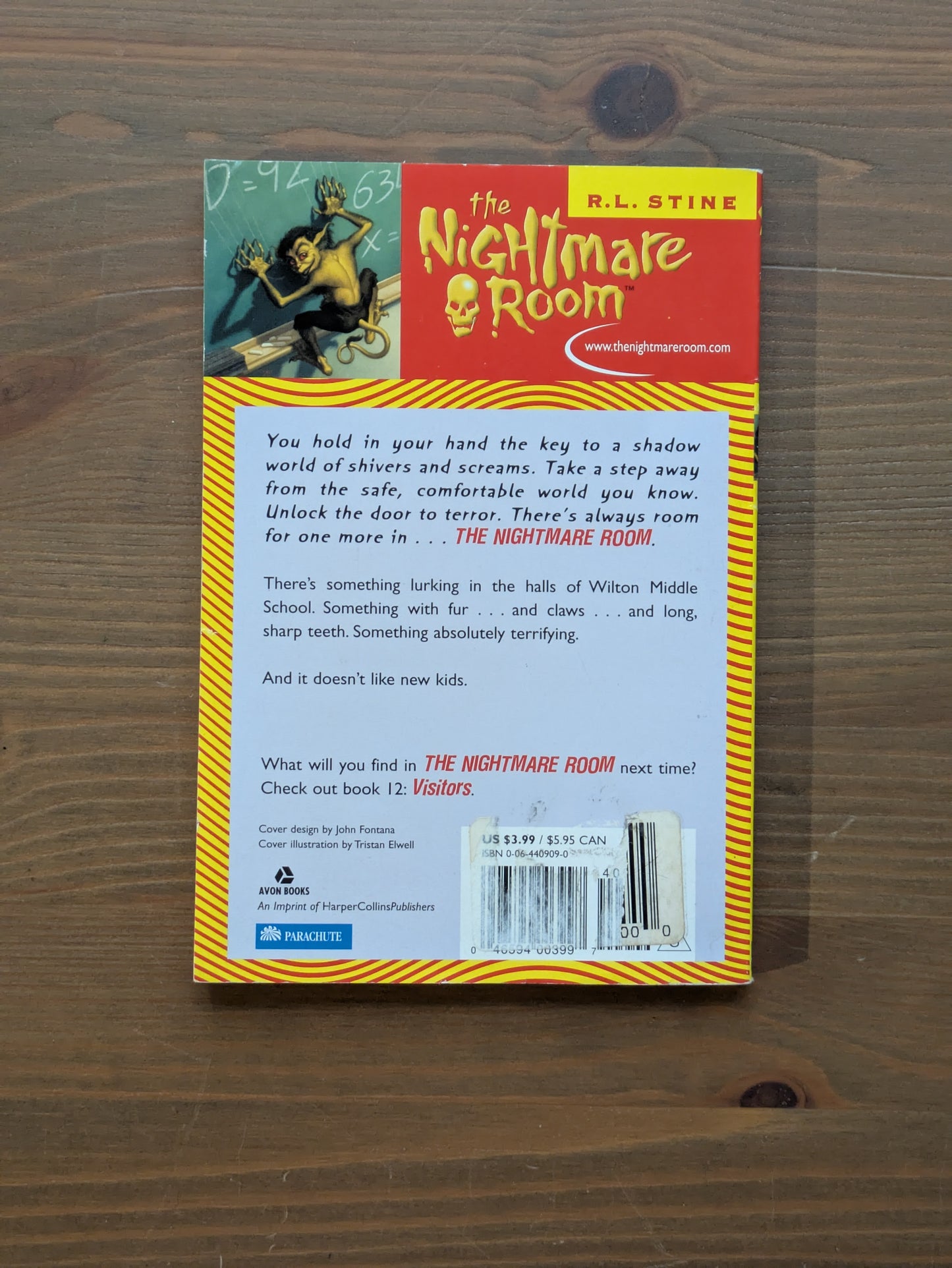 Scare School (The Nightmare Room #11) by R.L. Stine - Vintage Paperback