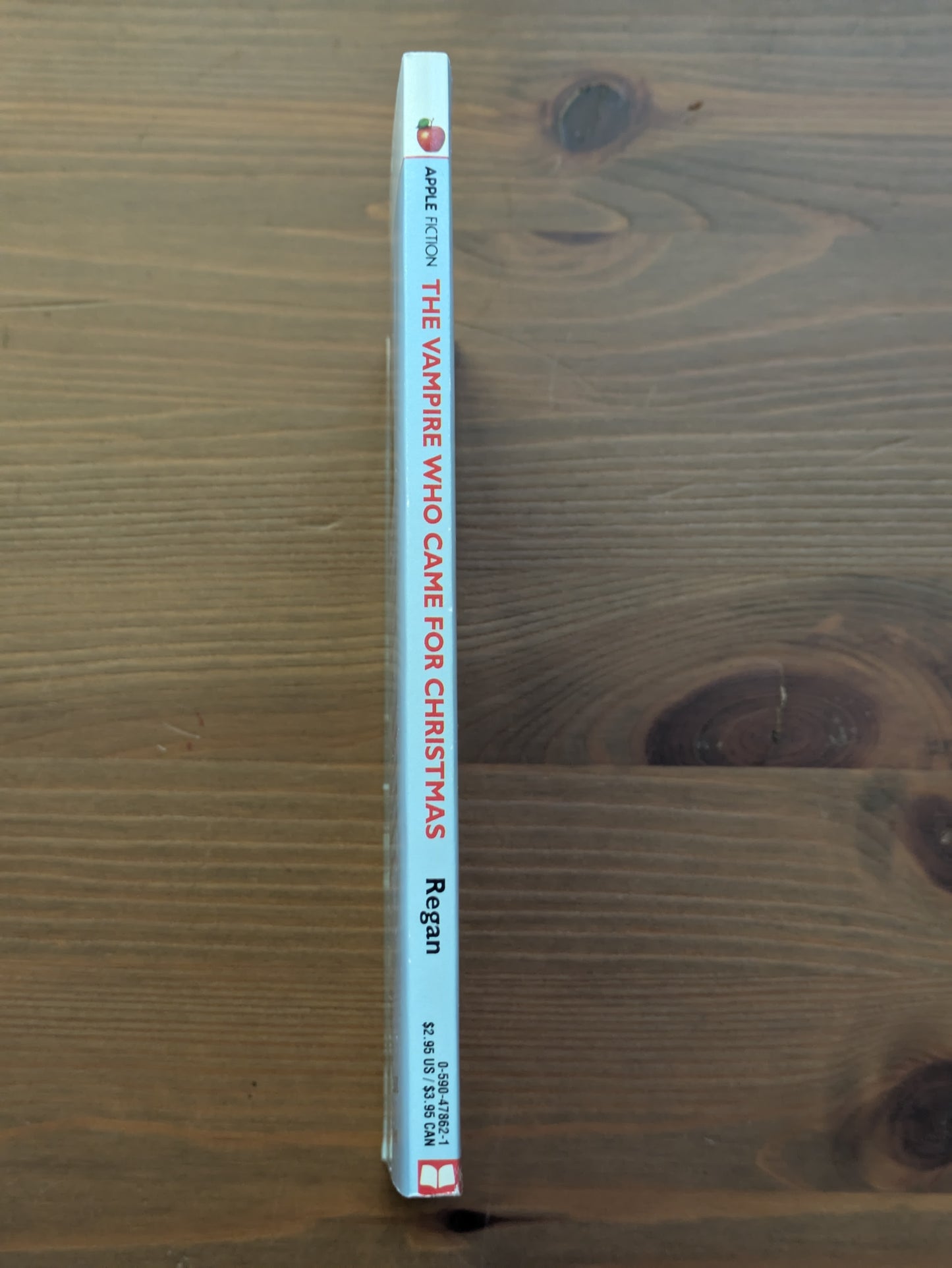 Vampire Who Came for Christmas, The (Vintage Paperback) by Dian Curtis Regan