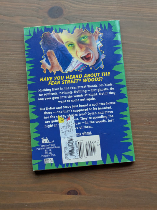 Stay Away from the Treehouse (Ghosts of Fear Street #5) by R.L. Stine - Vintage Paperback