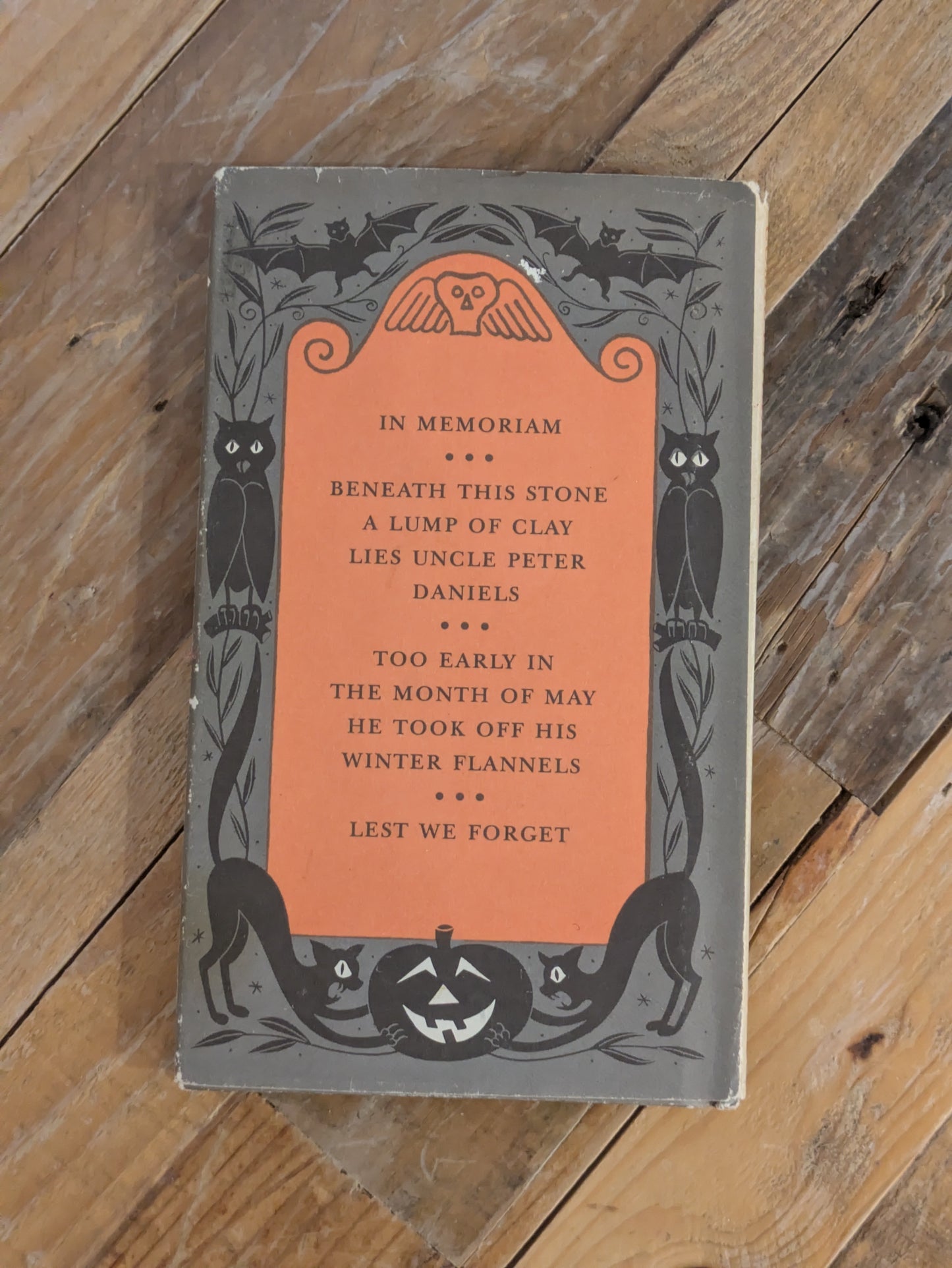 Comic Epitaphs from the Very Best Old Graveyards (Vintage Hardcover) by Peter Pauper Press
