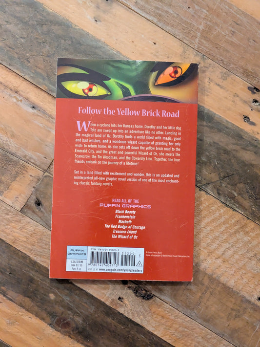 Wizard of Oz: The Graphic Novel (Paperback) by Michael Cavallaro (Adaptor), L. Frank Baum