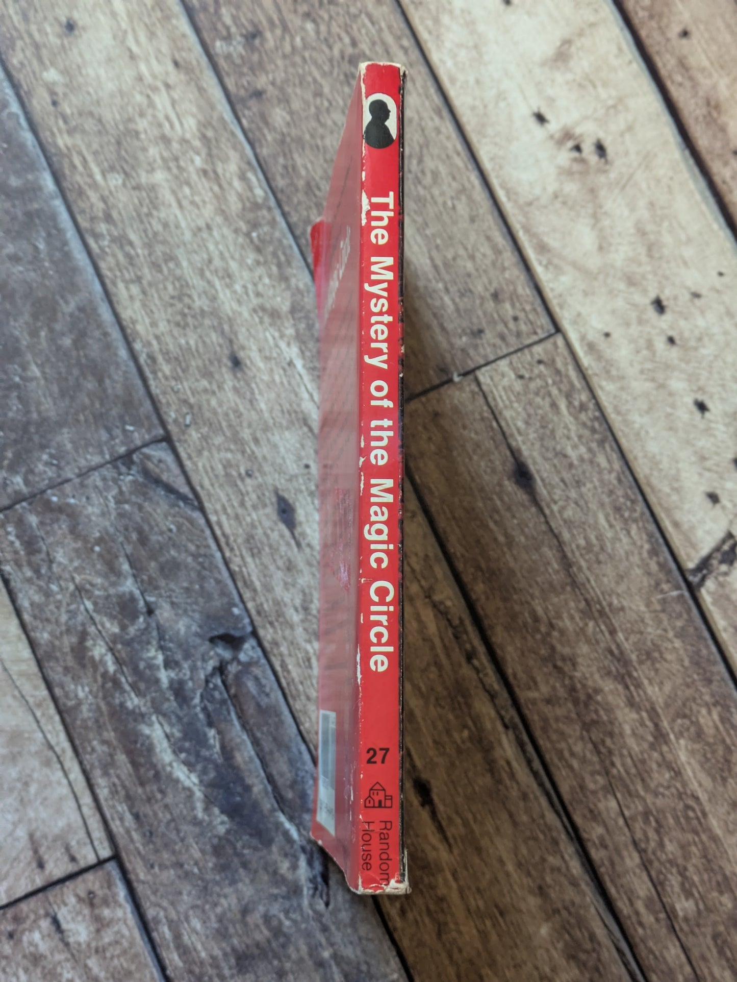 Mystery of the Magic Circle, (Hitchcock and The Three Investigators #27) by M.V. Carey - Vintage Paperback