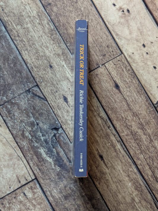 Trick or Treat (Point Horror) by Richie Tankersley Cusick - Vintage Paperback