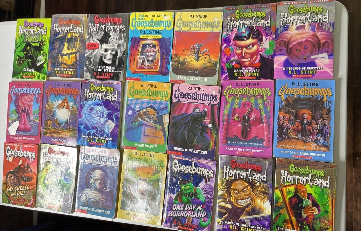 GOOSEBUMPS Surprise 5 Pack Lot - R. L. Stine Books, Great Gift - Asylum Books