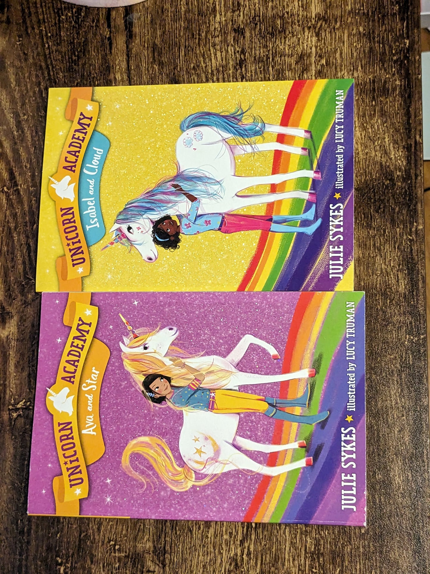 UNICORN ACADEMY COLLECTION - Lot of 4 Paperback Chapter Books with Box, Julie Sykes Bestselling Fantasy Fun Series Kids Book Retro Rainbow - Asylum Books