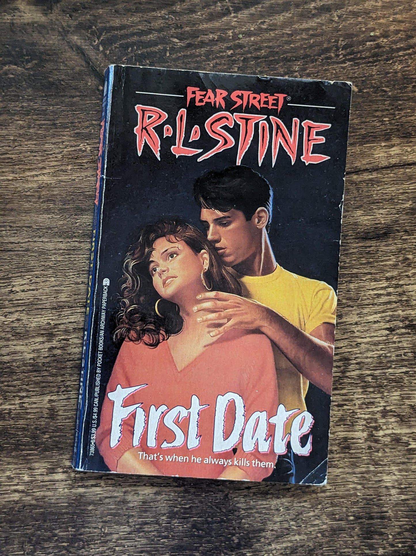 FIRST DATE (Fear Street #16) R.L. Stine - Vintage Paperback