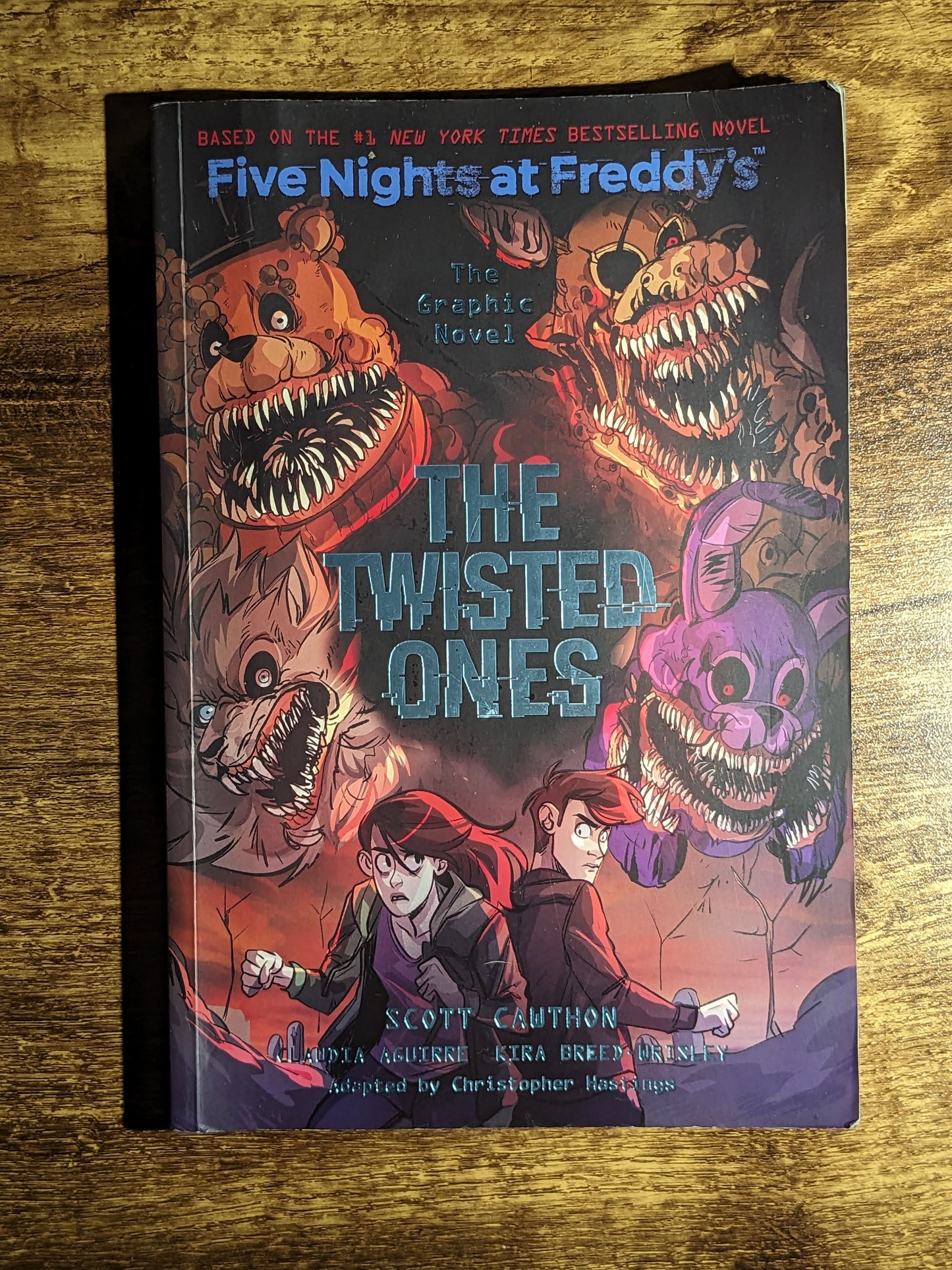 Twisted Ones: The Graphic Novel (Five Nights at Freddy's) - Paperback