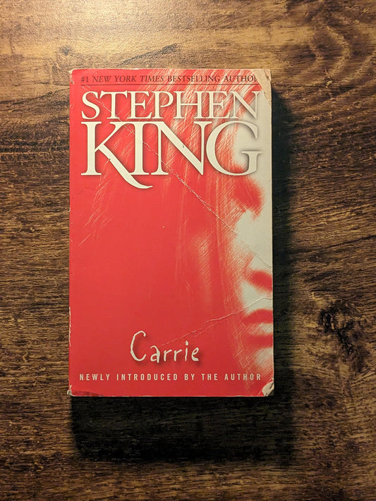 Carrie (Vintage Paperback) by Stephen King