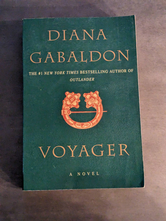 Voyager (Outlander #3) by Diana Gabaldon - Paperback